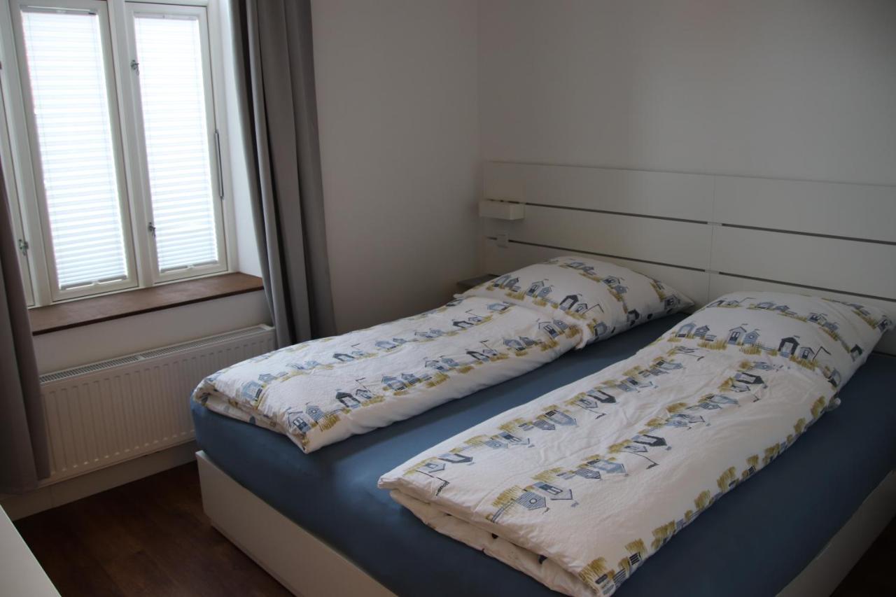 Altes Bahnhofsvorsteherhaus Wohnung Unten Husum  Extérieur photo