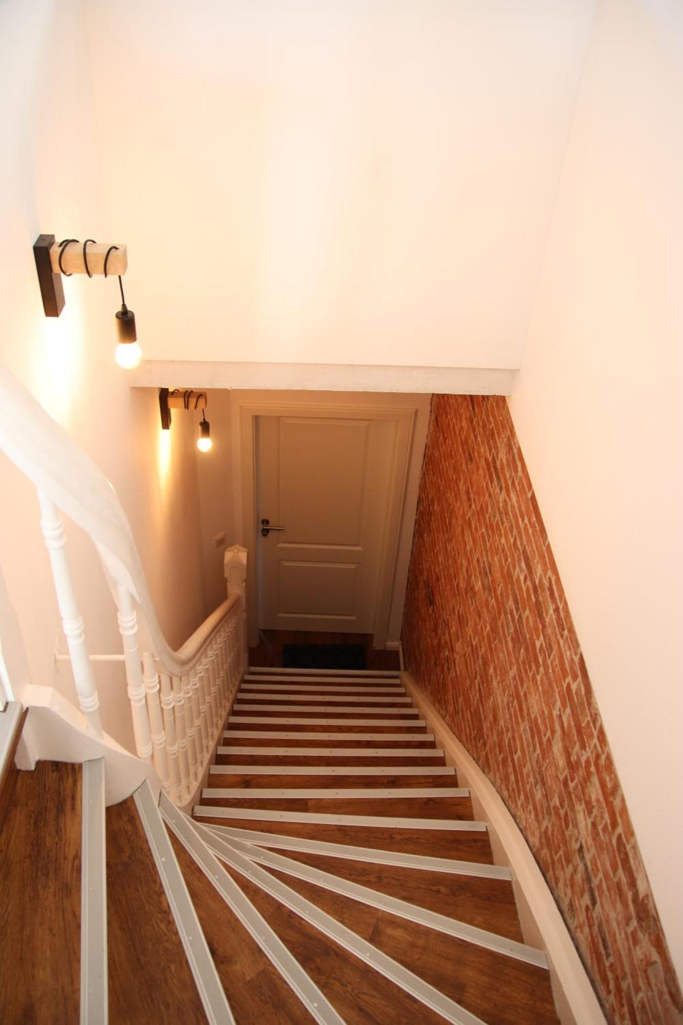 Altes Bahnhofsvorsteherhaus Wohnung Unten Husum  Extérieur photo